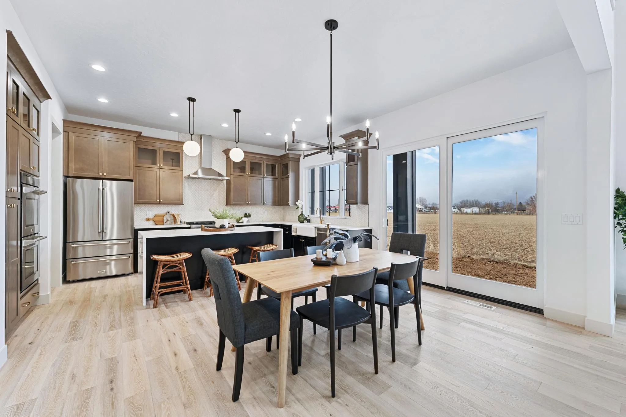 Kitchen and dining room with mountain views, Maple Grove Farmstead
